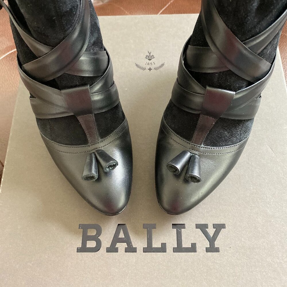 Bally Leather/Suede Black Booties